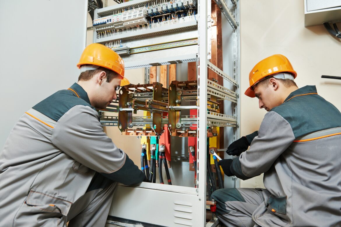 Emergency Call Out Electrician: Immediate Professional Response When Electrical Faults Strike